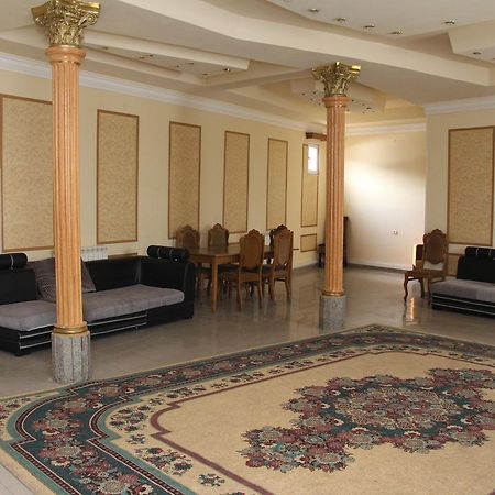 Aratta Hotel Аргаванд Экстерьер фото