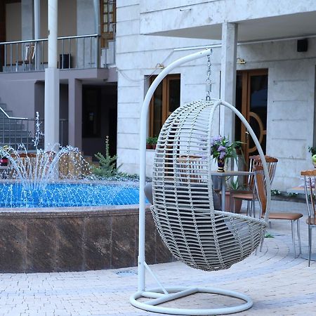 Aratta Hotel Аргаванд Экстерьер фото