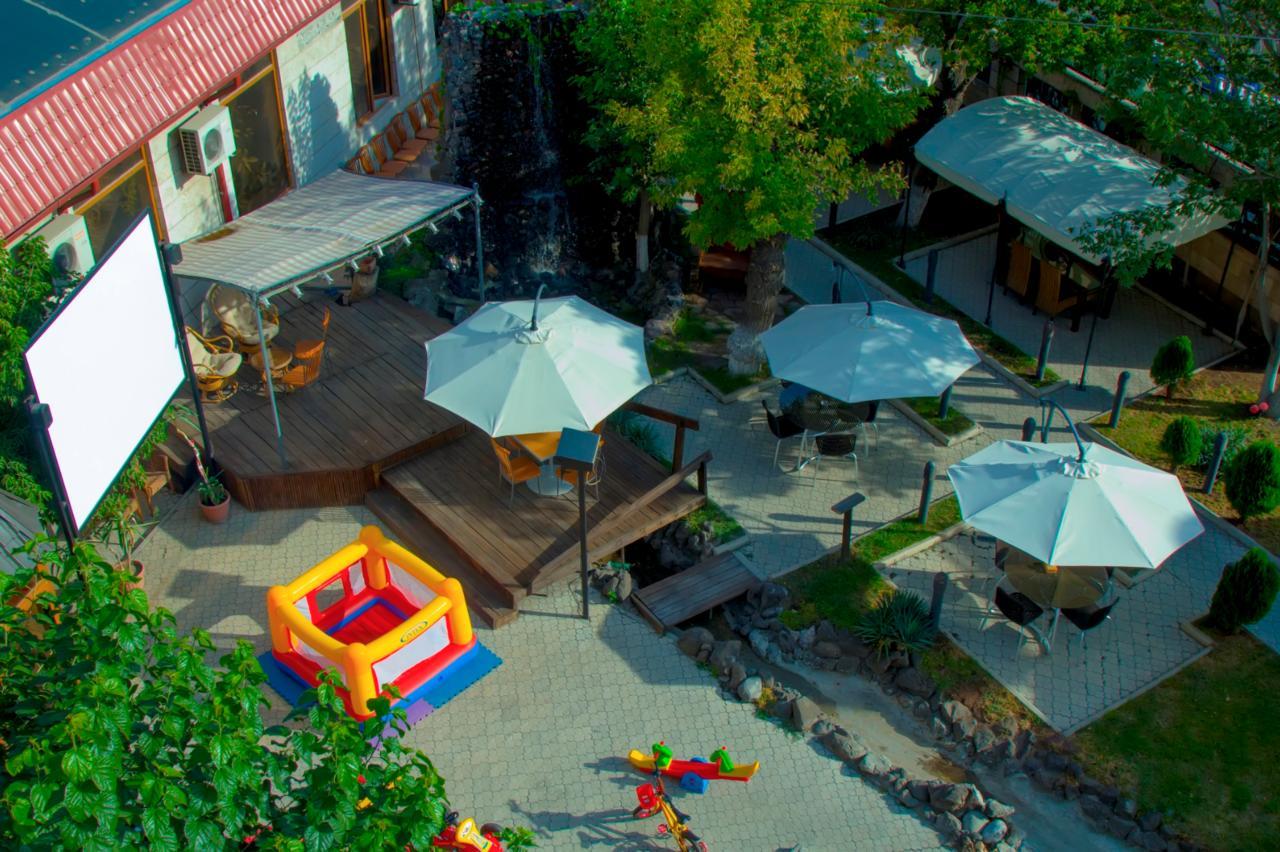 Aratta Hotel Аргаванд Экстерьер фото