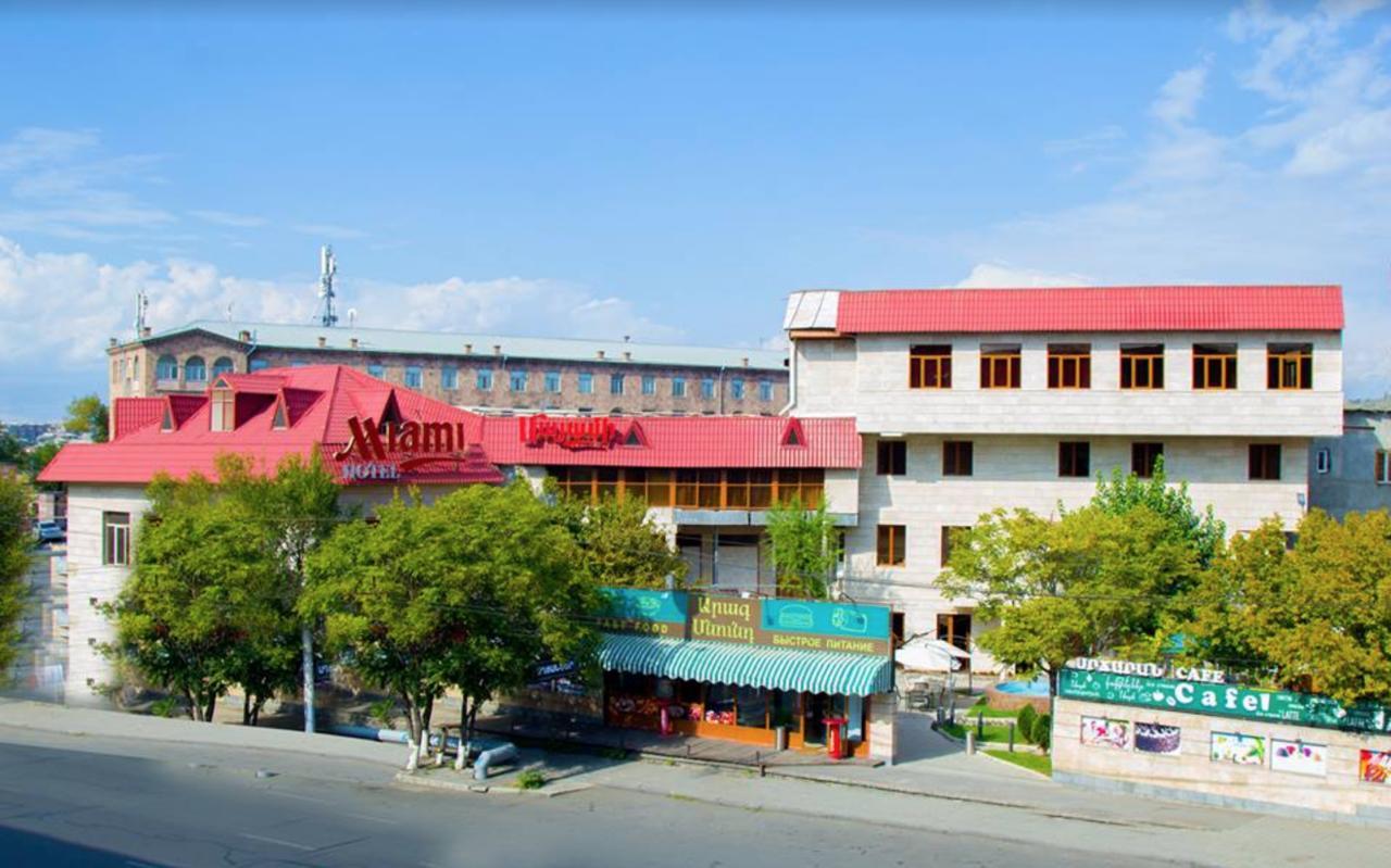 Aratta Hotel Аргаванд Экстерьер фото