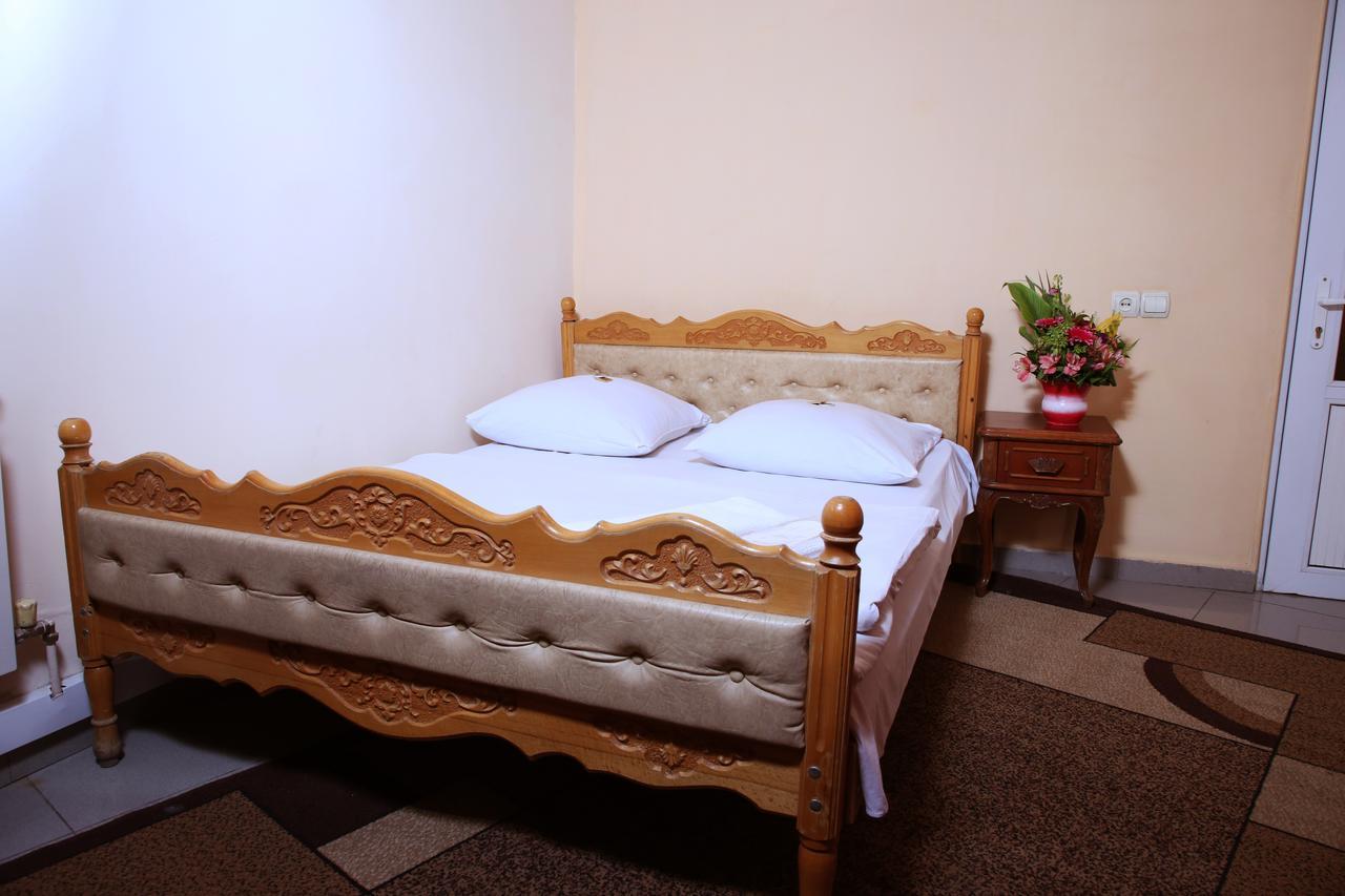 Aratta Hotel Аргаванд Экстерьер фото